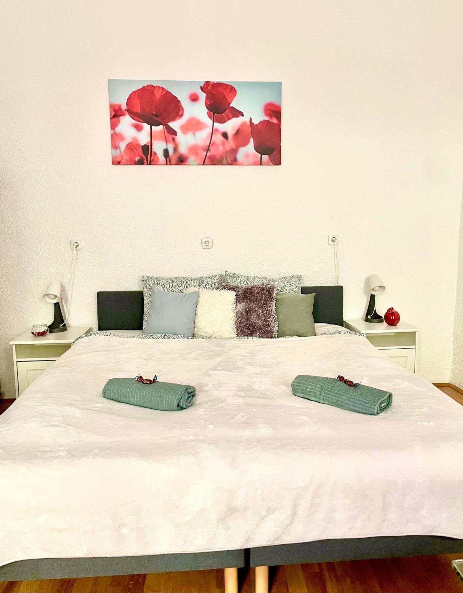 Very Warm Home With Big Bed Near New York Cafe Budapeste Exterior foto