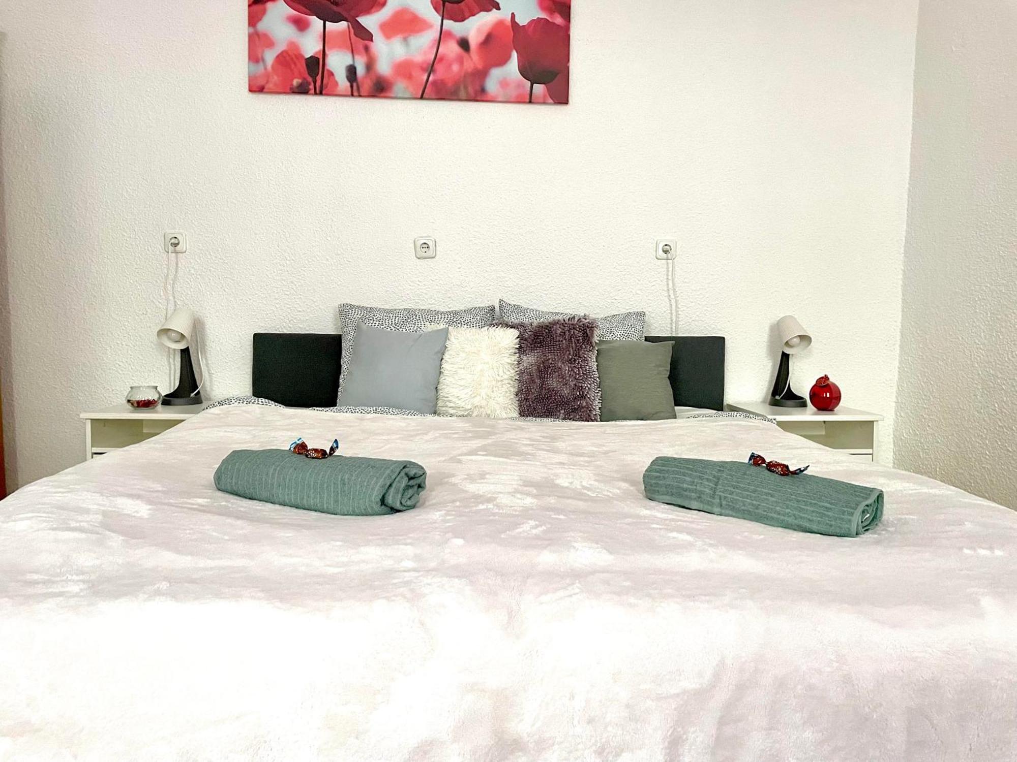 Very Warm Home With Big Bed Near New York Cafe Budapeste Exterior foto